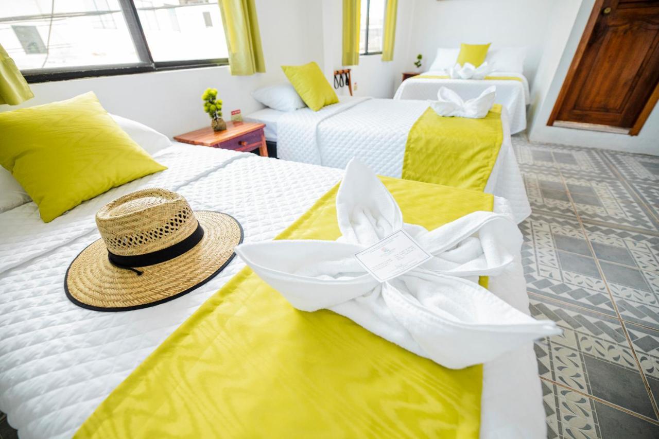 Hostal Gardner Galapagos Пуэрто-Айора Экстерьер фото