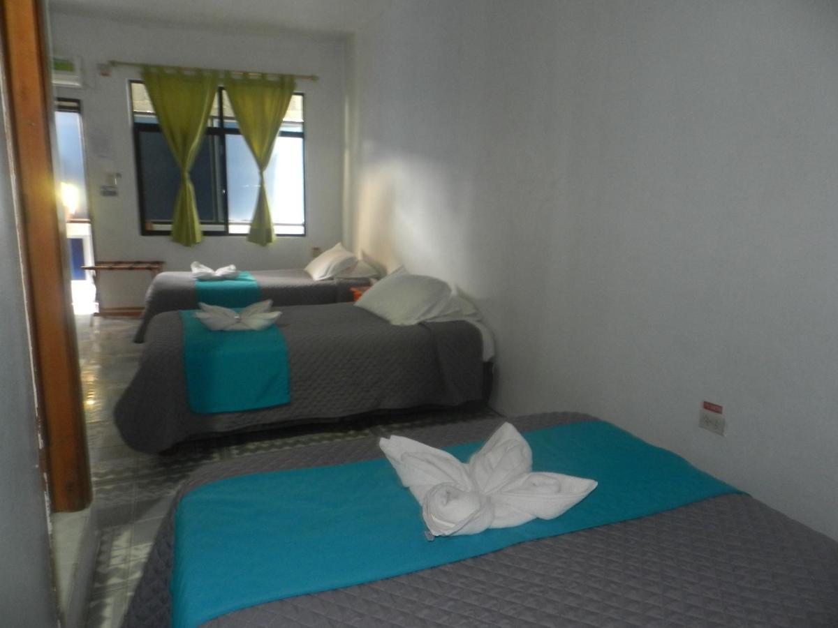 Hostal Gardner Galapagos Пуэрто-Айора Экстерьер фото